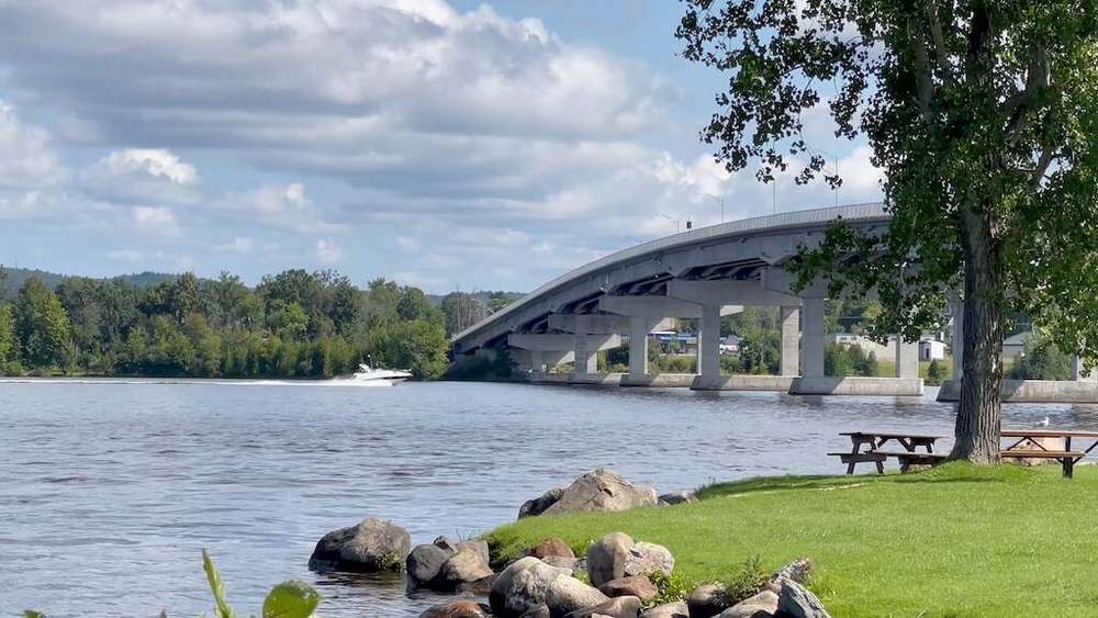 Campagnes et rivière des Outaouais à Prescott-Russell